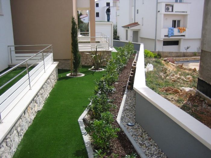 ý tưởng dùng cỏ nhân tạo trong nhà