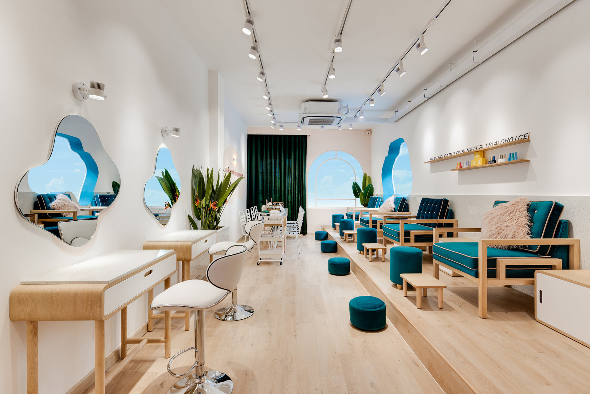 Mẫu thiết kế spa nail dễ thương (10)