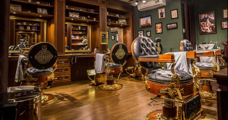 Thiết kế tiệm tóc Barber theo phong cách cổ điển sang trọng